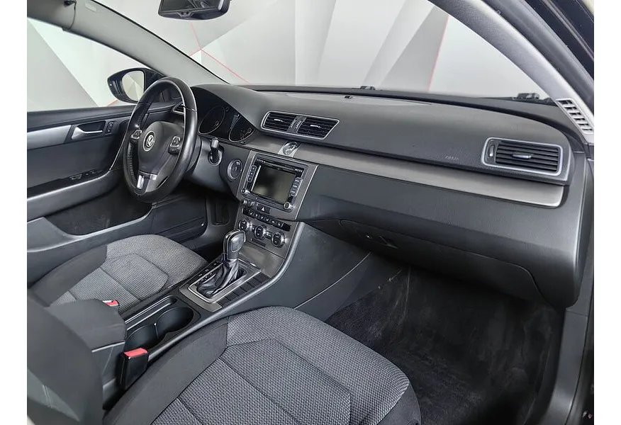 АВИЛОН - Volkswagen Passat 1.8 TSI DSG (152 л.с.) Черный - slide 10