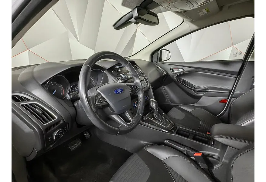Ford Focus 1.6 PowerShift (125 л.с.) Titanium Белый в АВИЛОН. Слайд №18