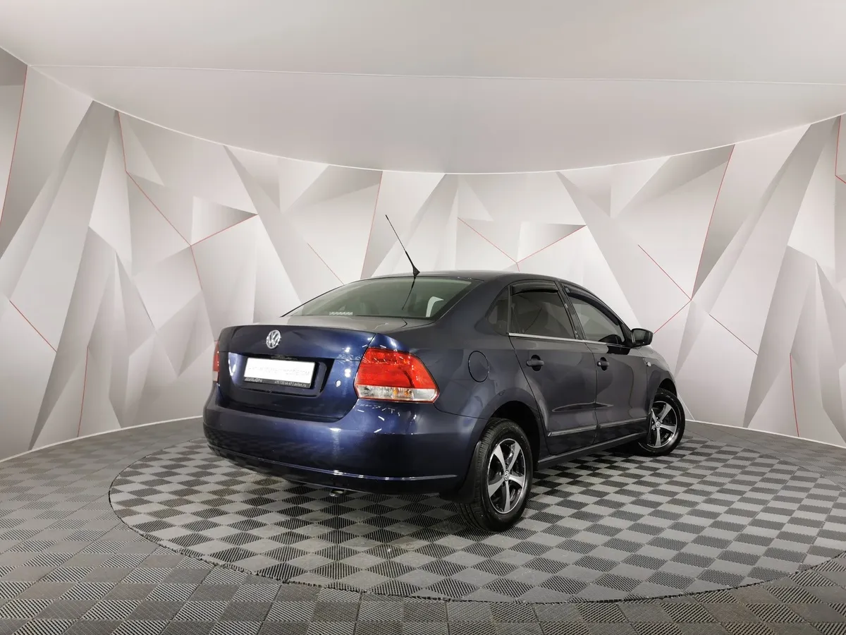 Volkswagen Polo 1.6 MT (105 л.с.) Comfortline Синий в АВИЛОН. Слайд №2