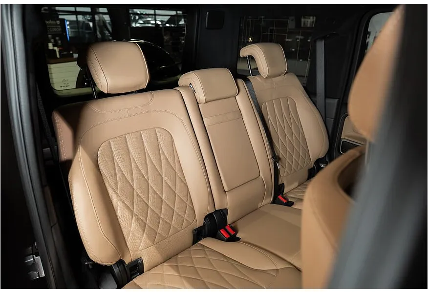 Mercedes-Benz G-Класс G 63 AMG Speedshift 4Matic (585 л.с.) Черный в АВИЛОН. Слайд №12