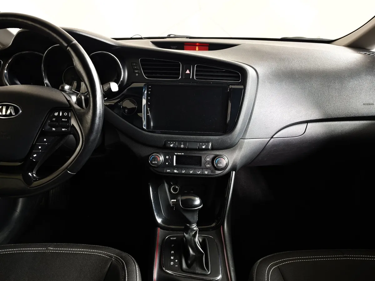 Kia Ceed 1.6 MPI AT (128 л.с.) Comfort Серебристый в АВИЛОН. Слайд №15