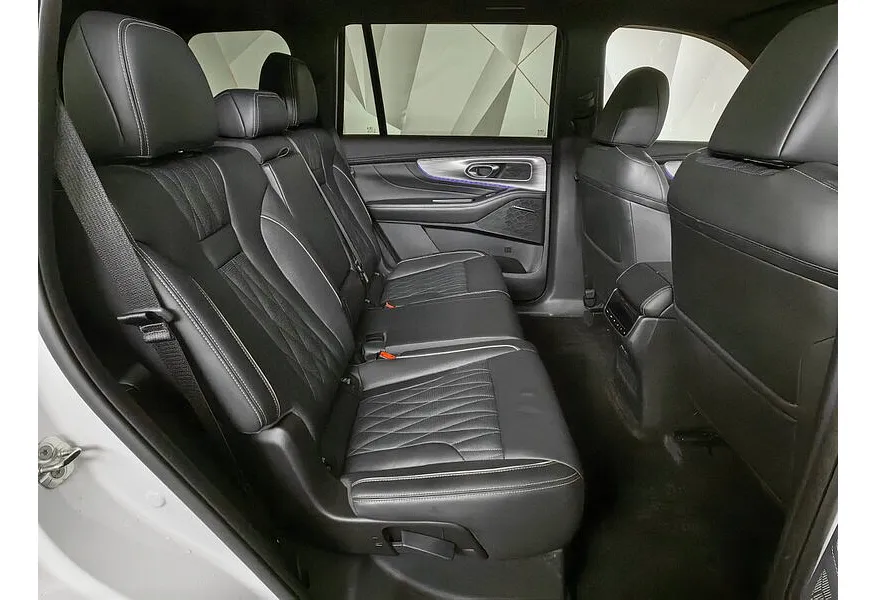 GAC GS8 2.0T 4WD (231 л.с.) GT Белый в АВИЛОН. Слайд №15