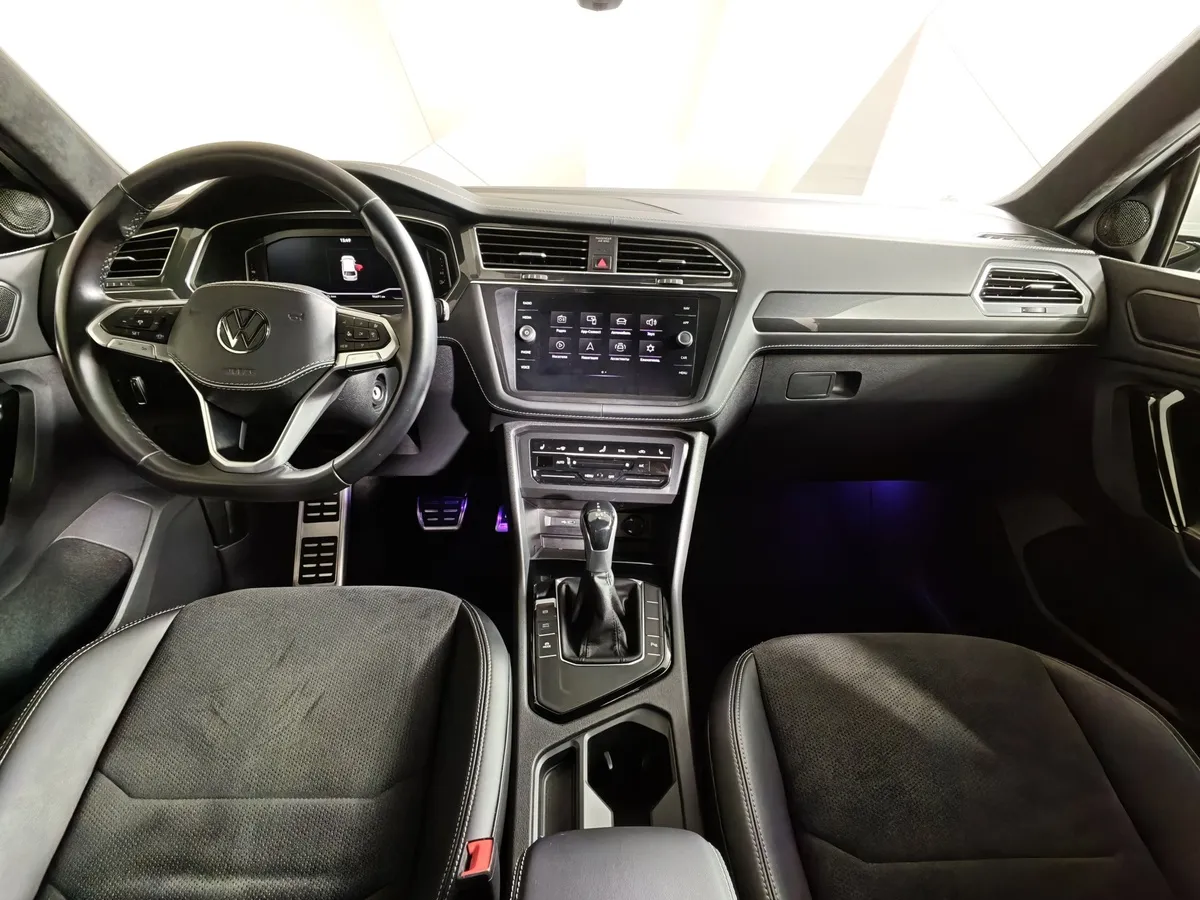 Volkswagen Tiguan 1.4 TSI BlueMotion DSG (150 л.с.) Белый в АВИЛОН. Слайд №14