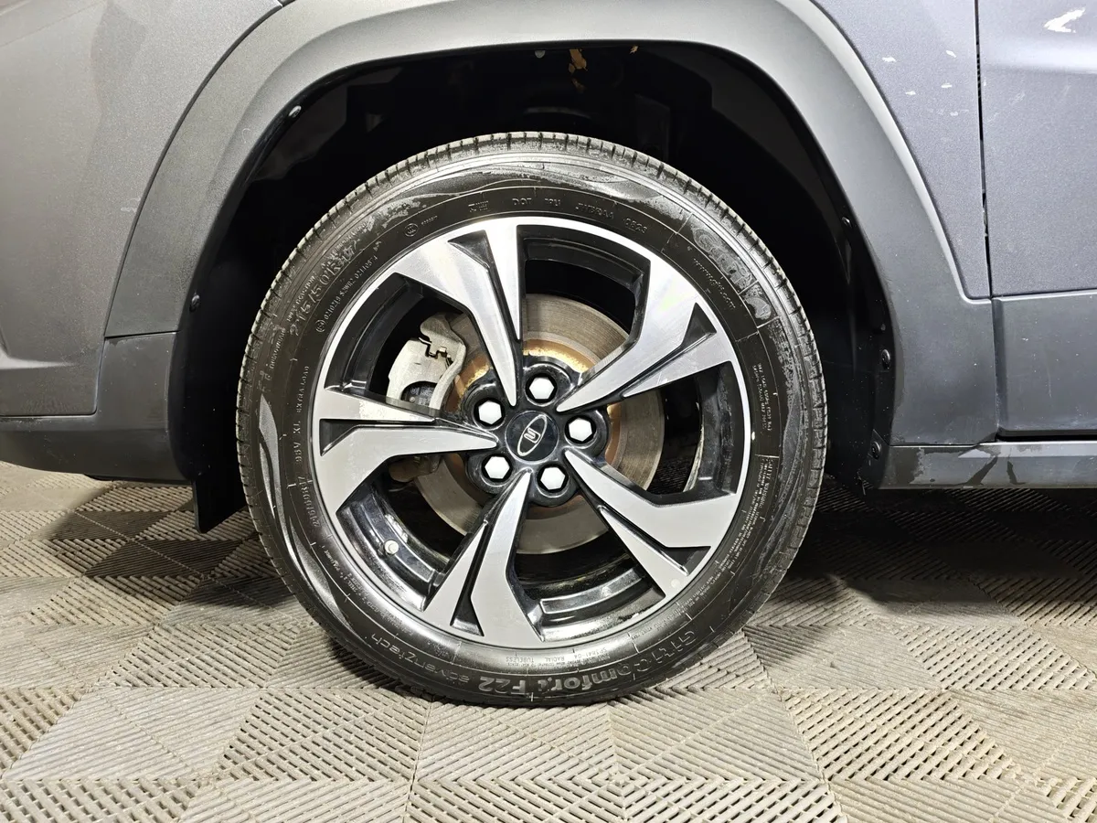 Москвич 3 1.5 CVT (150 л.с.) Standart Серый в АВИЛОН. Слайд №8