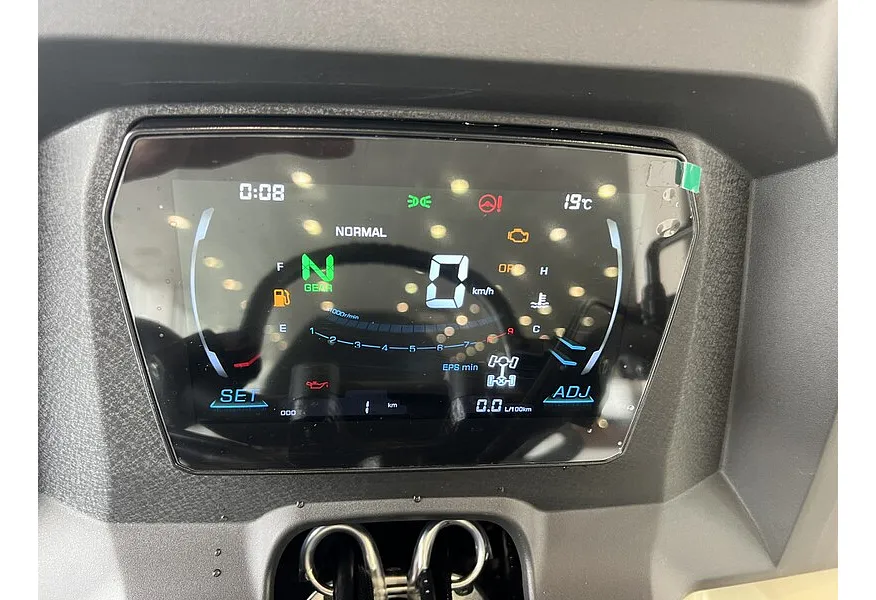 LIVE. Слайд №13