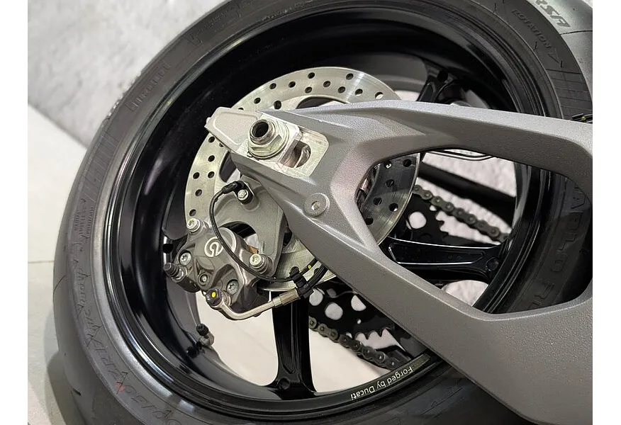 АВИЛОН - Ducati Streetfighter V4 1103 Красный - slide 11