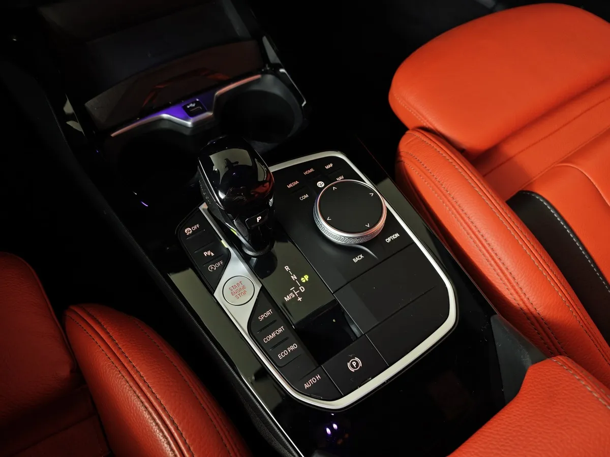 BMW 1 серия M135i 2.0T AT xDrive (306 л.с.) Серый в АВИЛОН. Слайд №23