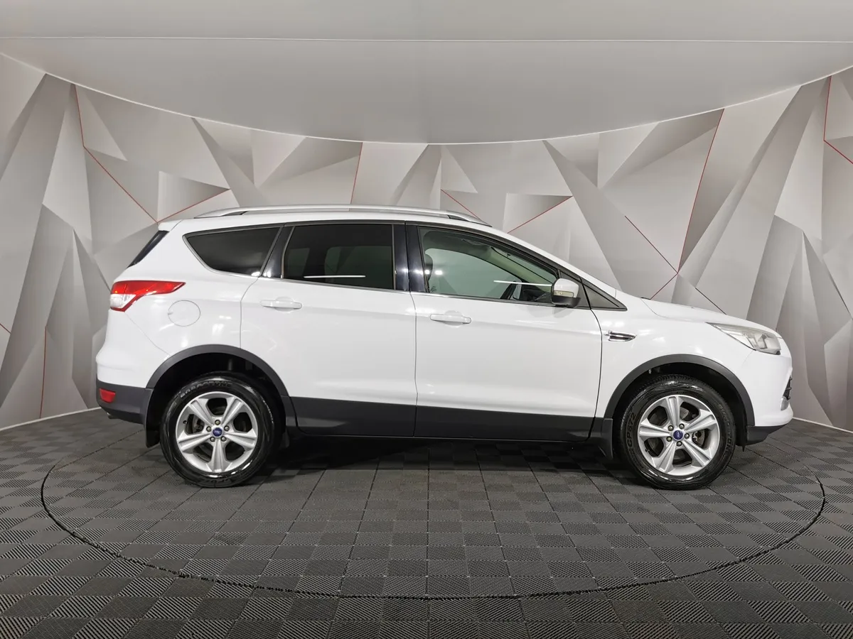 Ford Kuga 1.6 EcoBoost AT AWD (150 л.с.) Titanium Белый в АВИЛОН. Слайд №6