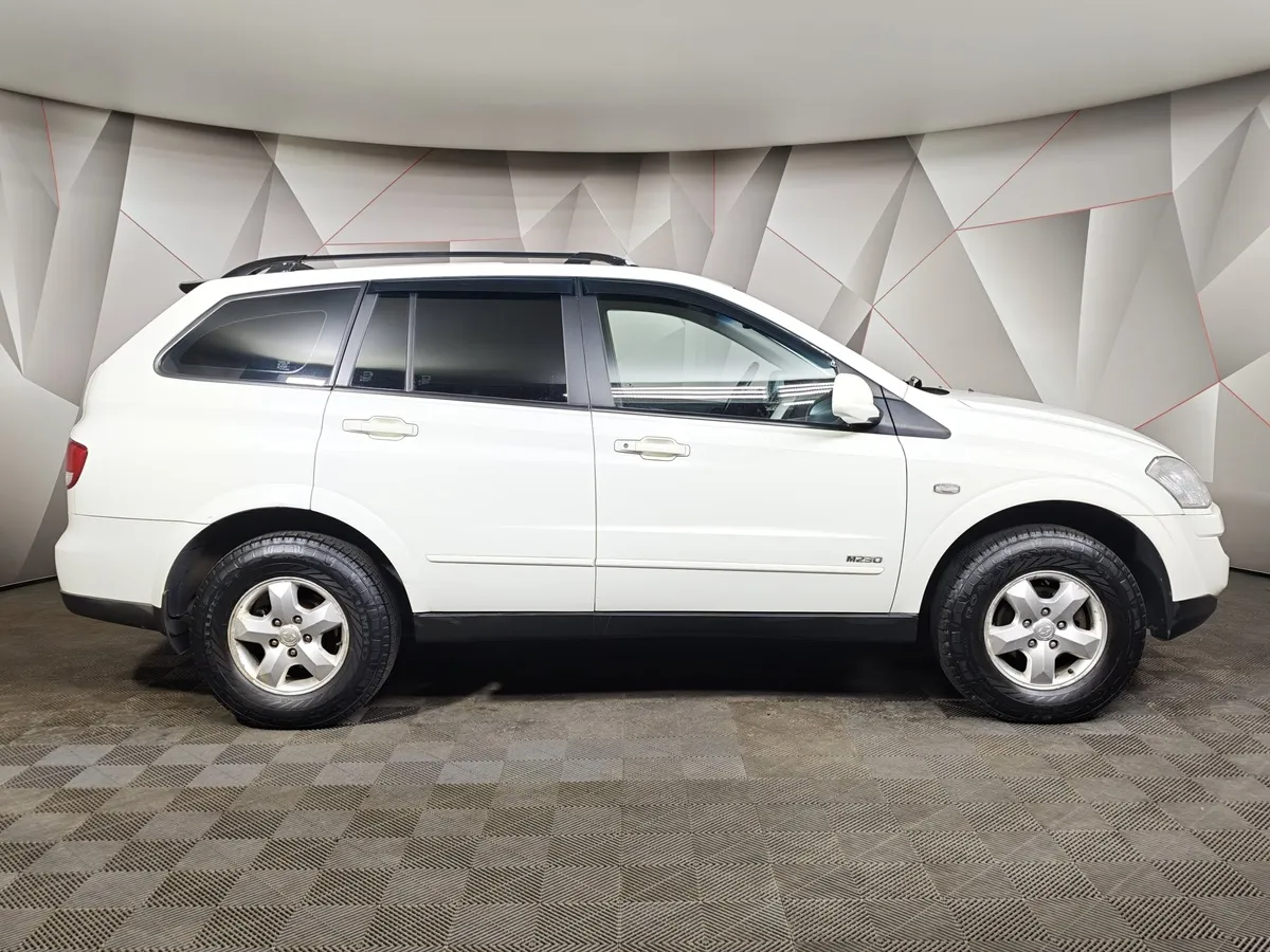 SsangYong Kyron 2.3 E-Tronic 4WD (150 л.с.) Белый в АВИЛОН. Слайд №6