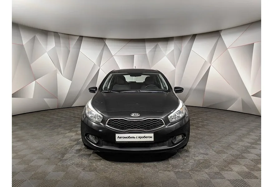 Kia Ceed 1.6 MT (130 л.с.) Comfort Черный в АВИЛОН. Слайд №7