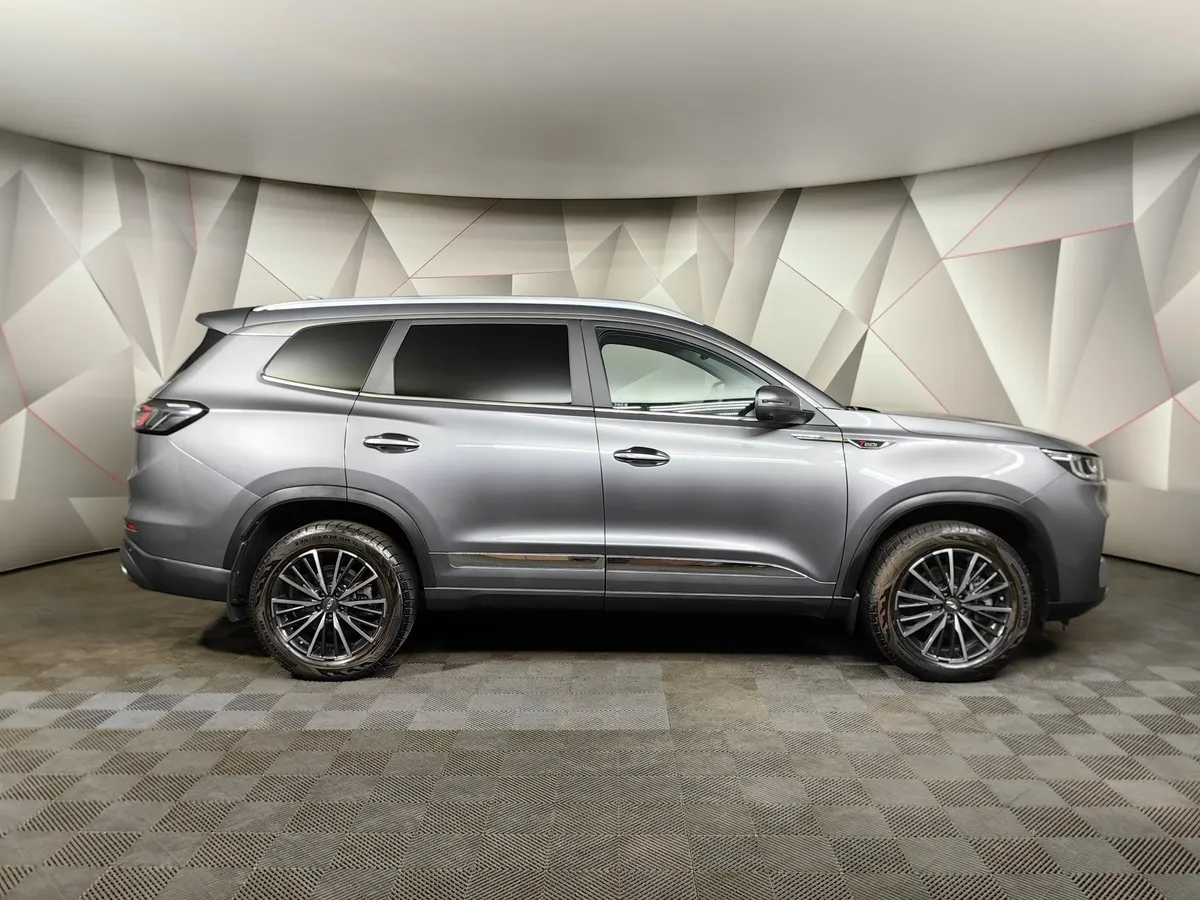 Chery Tiggo 8 Pro Max 2.0T DCT AWD (197 л.с.) Ultimate Серый в АВИЛОН. Слайд №6