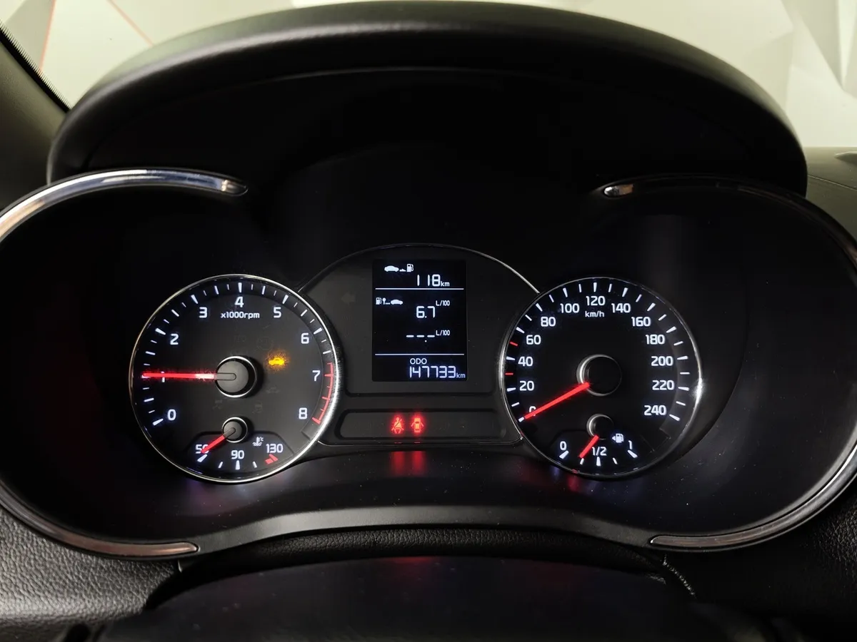Kia Cerato 1.6 MT (130 л.с.) Comfort (D460) Белый в АВИЛОН. Слайд №16