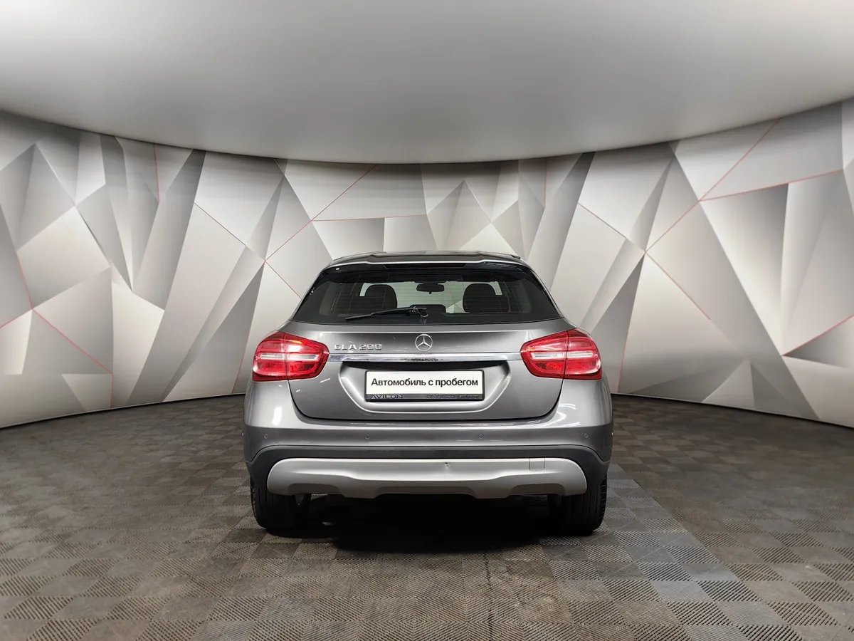 Mercedes-Benz GLA 200 7G-DCT (150 л.с.) Особая серия Серый в АВИЛОН. Слайд №8