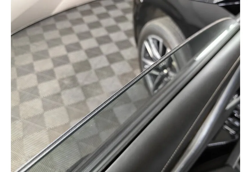 Cadillac Escalade 6.2 AT AWD (420 л.с.) Sport Platinum Черный в АВИЛОН. Слайд №28