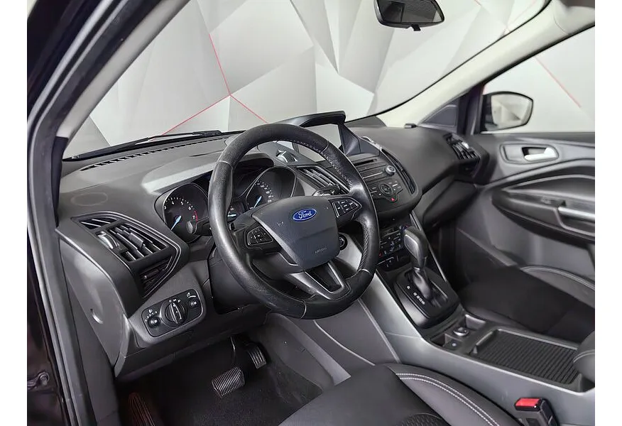 Ford Kuga 2.5 AT (150 л.с.) Черный в АВИЛОН. Слайд №19