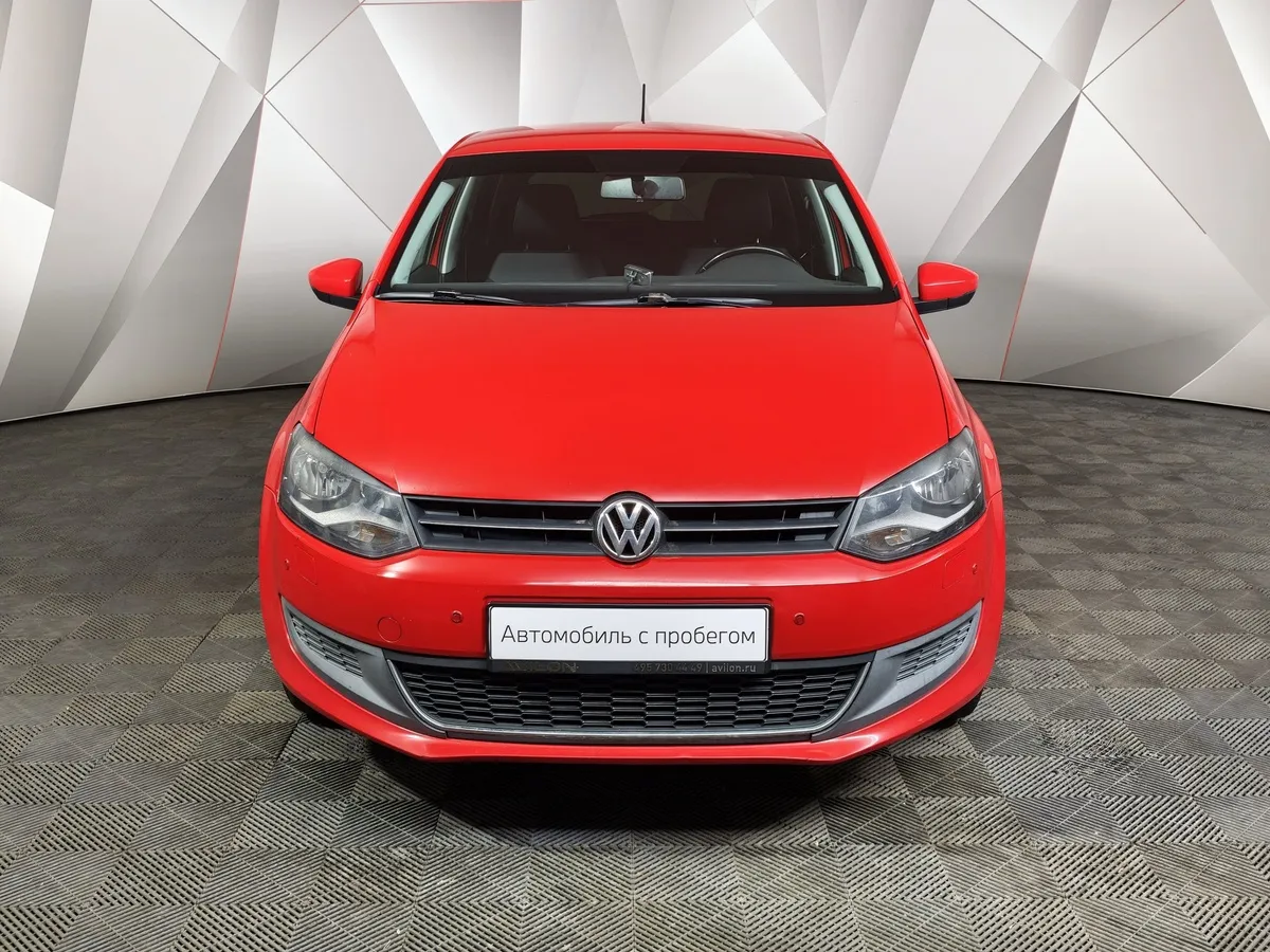 Volkswagen Polo 1.4 DSG (85 л.с.) Comfortline Красный в АВИЛОН. Слайд №7