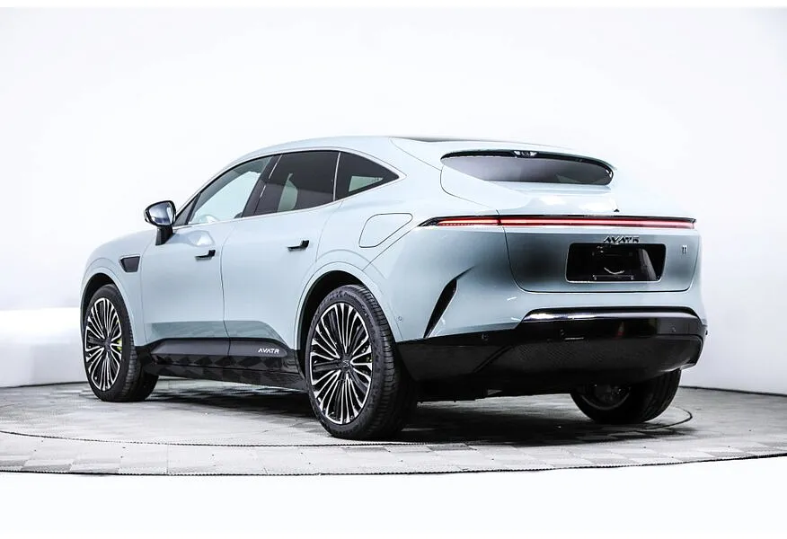 Avatr 11 116 kWh 4WD (578 л.с.) 5 мест Зеленый в АВИЛОН. Слайд №5