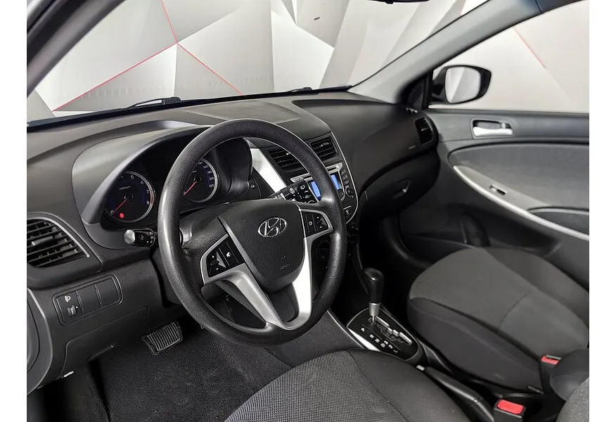 Hyundai Solaris 1.4 AT (107 л.с.) Style Серебристый в АВИЛОН. Слайд №18