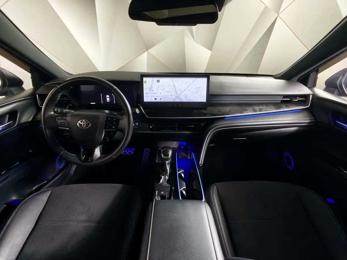 Toyota Camry 2.0 AT (173 л.с.) Sport Черный в АВИЛОН. Слайд №14
