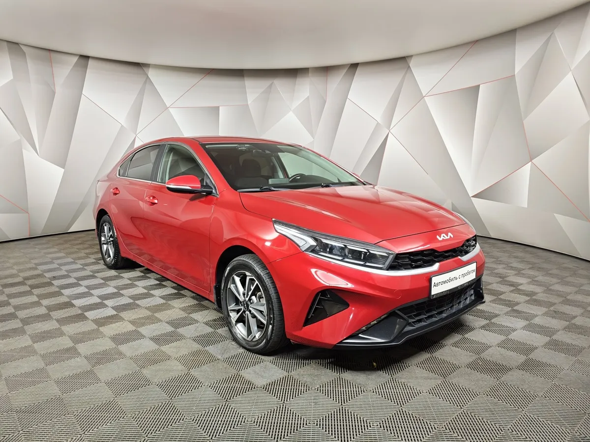 Kia Cerato 1.6 AT (122 л.с.) Красный в АВИЛОН. Слайд №3