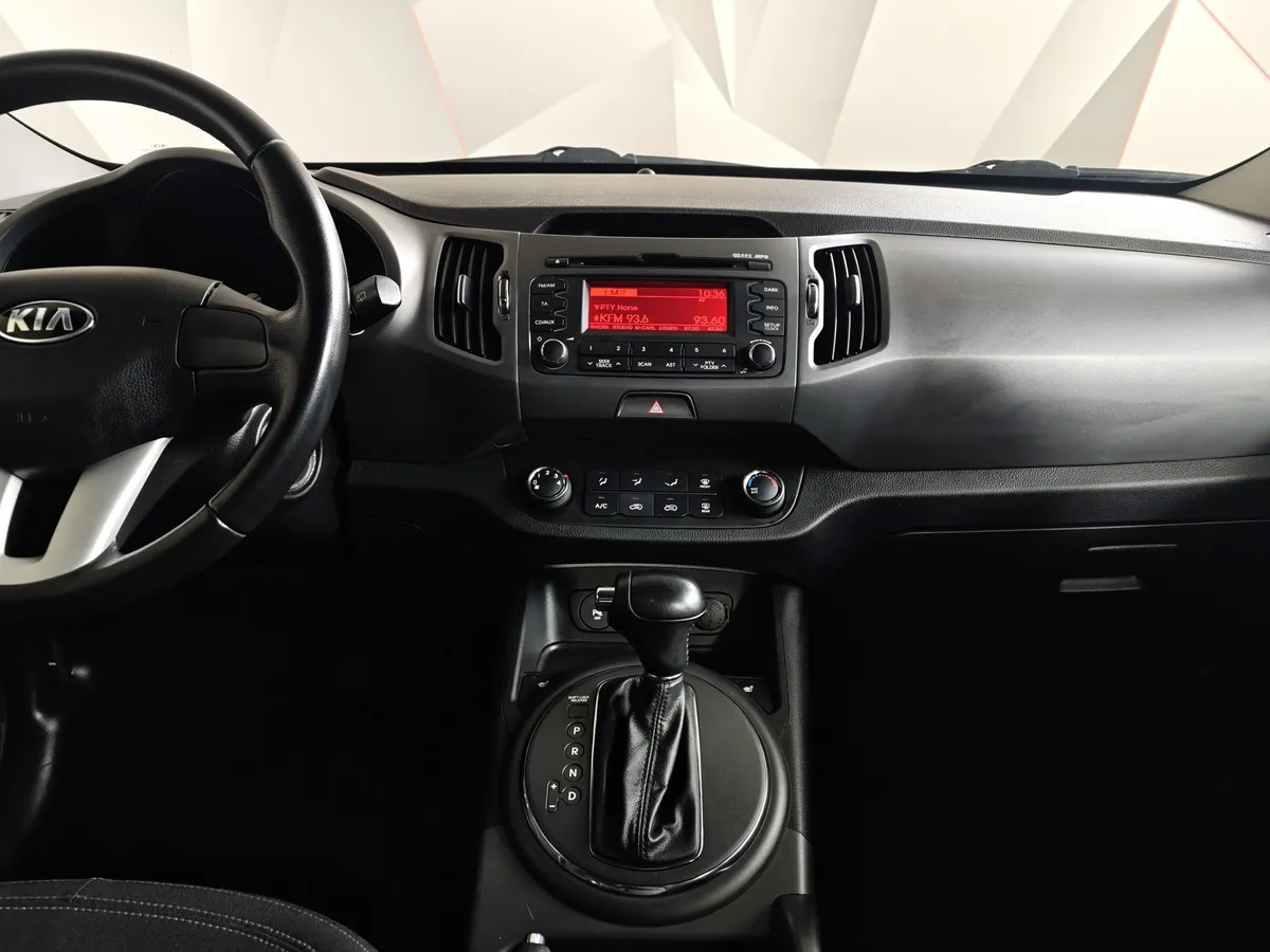 Kia Sportage 2.0 AT (150 л.с.) Коричневый в АВИЛОН. Слайд №15