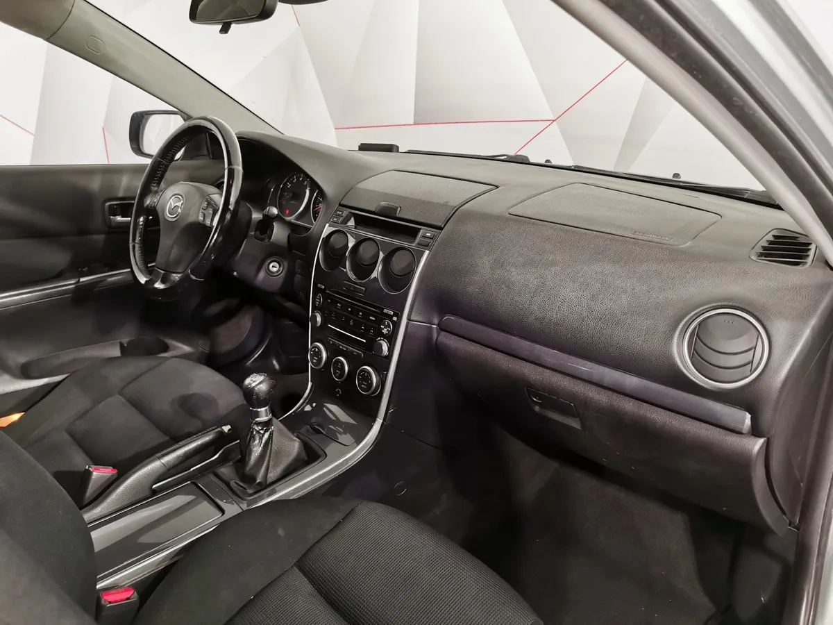 Mazda 6 2.0 AT (147 л.с.) Серебристый в АВИЛОН. Слайд №10