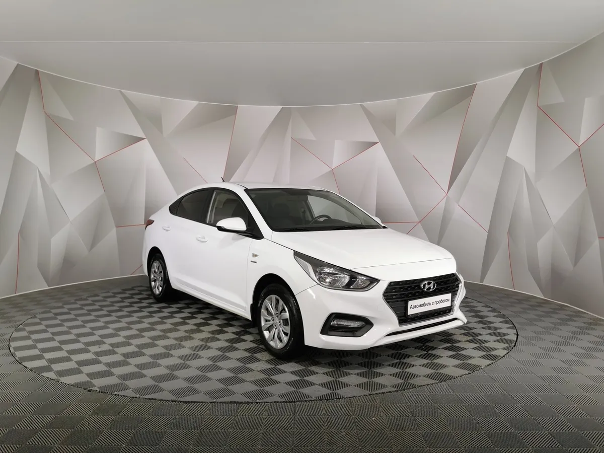 Hyundai Solaris 1.6 AT (123 л.с.) Super Series Белый в АВИЛОН. Слайд №3