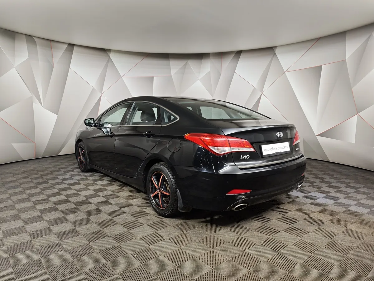 Hyundai i40 2.0 AT (150 л.с.) Comfort Черный в АВИЛОН. Слайд №4
