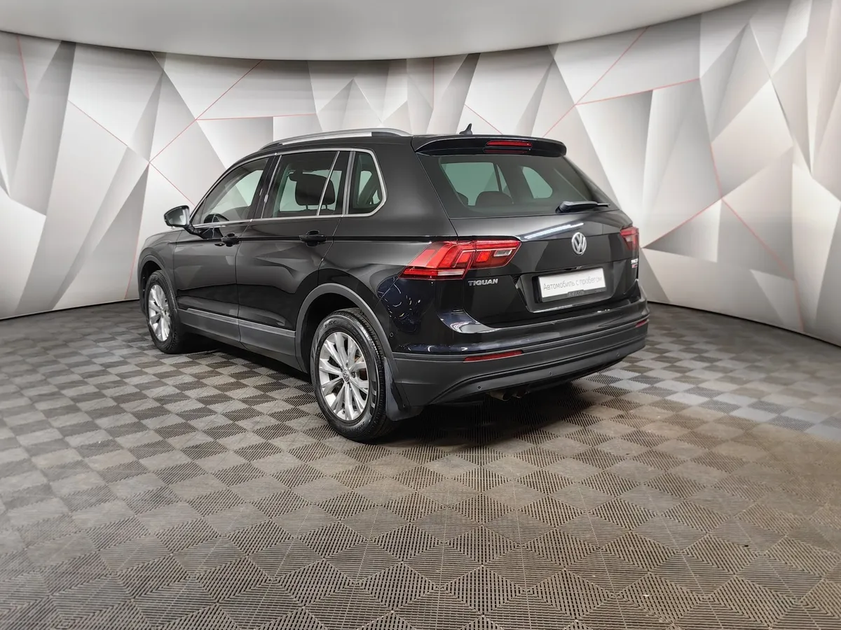 Volkswagen Tiguan 2.0 TSI 4Motion DSG (180 л.с.) Comfortline Черный в АВИЛОН. Слайд №4