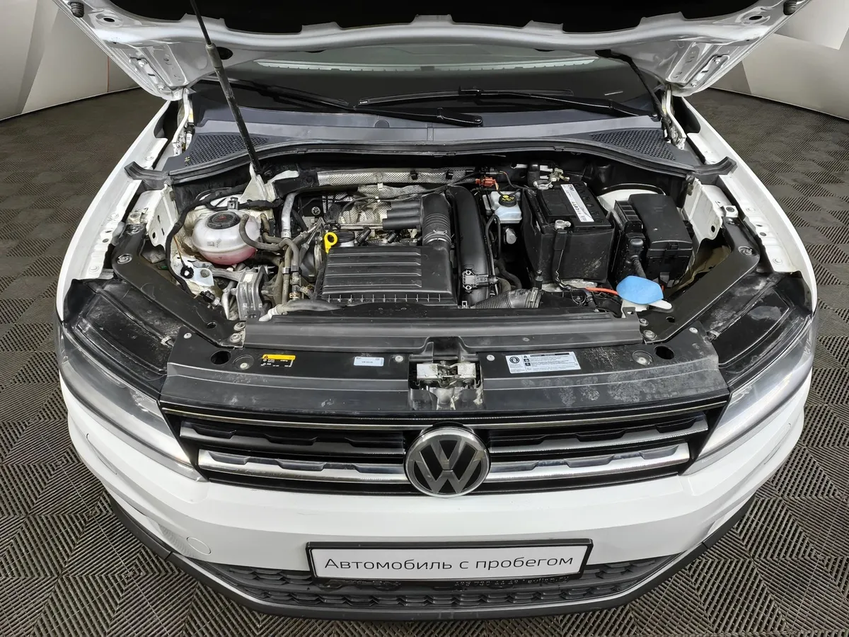 Volkswagen Tiguan 1.4 TSI BlueMotion DSG (150 л.с.) Comfortline Белый в АВИЛОН. Слайд №11
