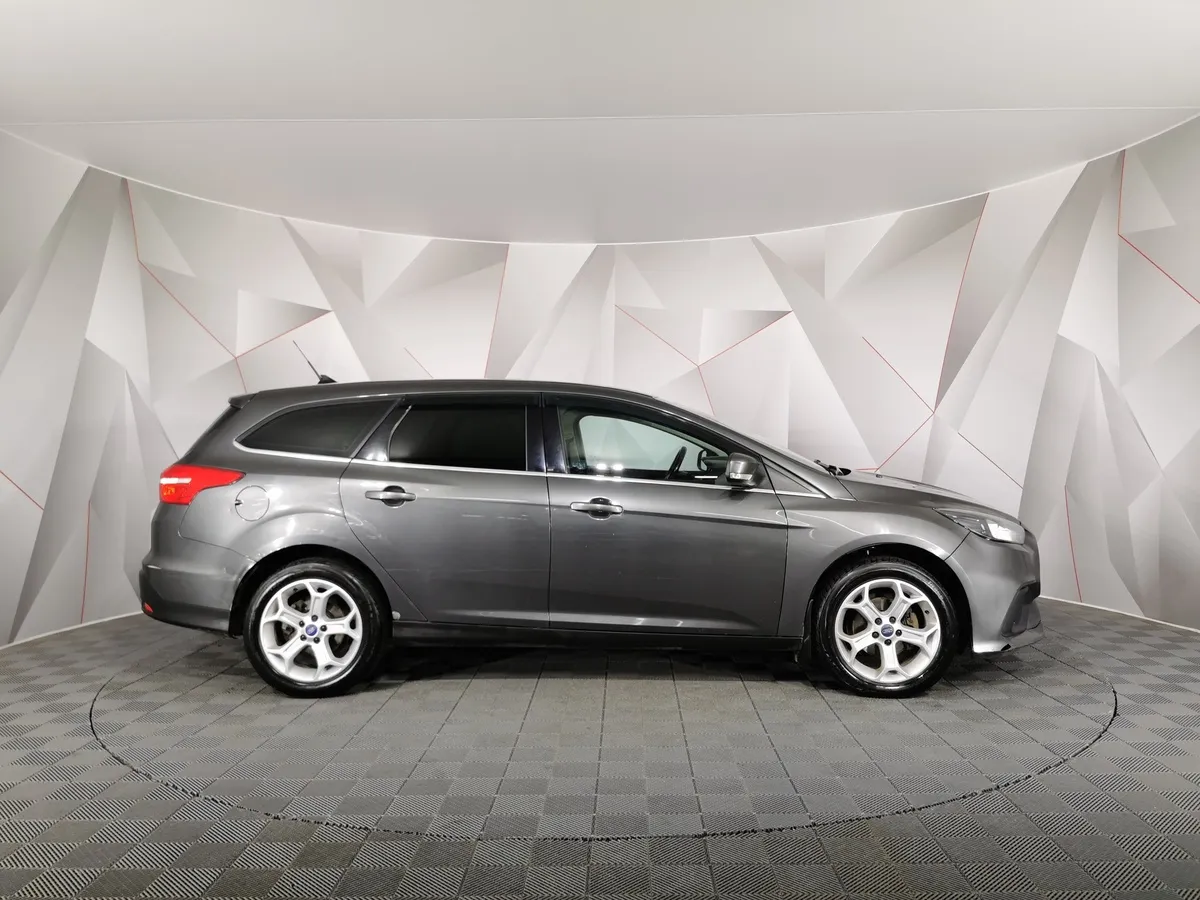 Ford Focus 1.5 EcoBoost AT (150 л.с.) Titanium Серый в АВИЛОН. Слайд №6