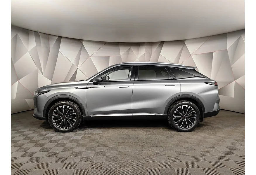 EXEED RX 2.0T 8AT 4WD (249 л.с.) Premium Серый в АВИЛОН. Слайд №5