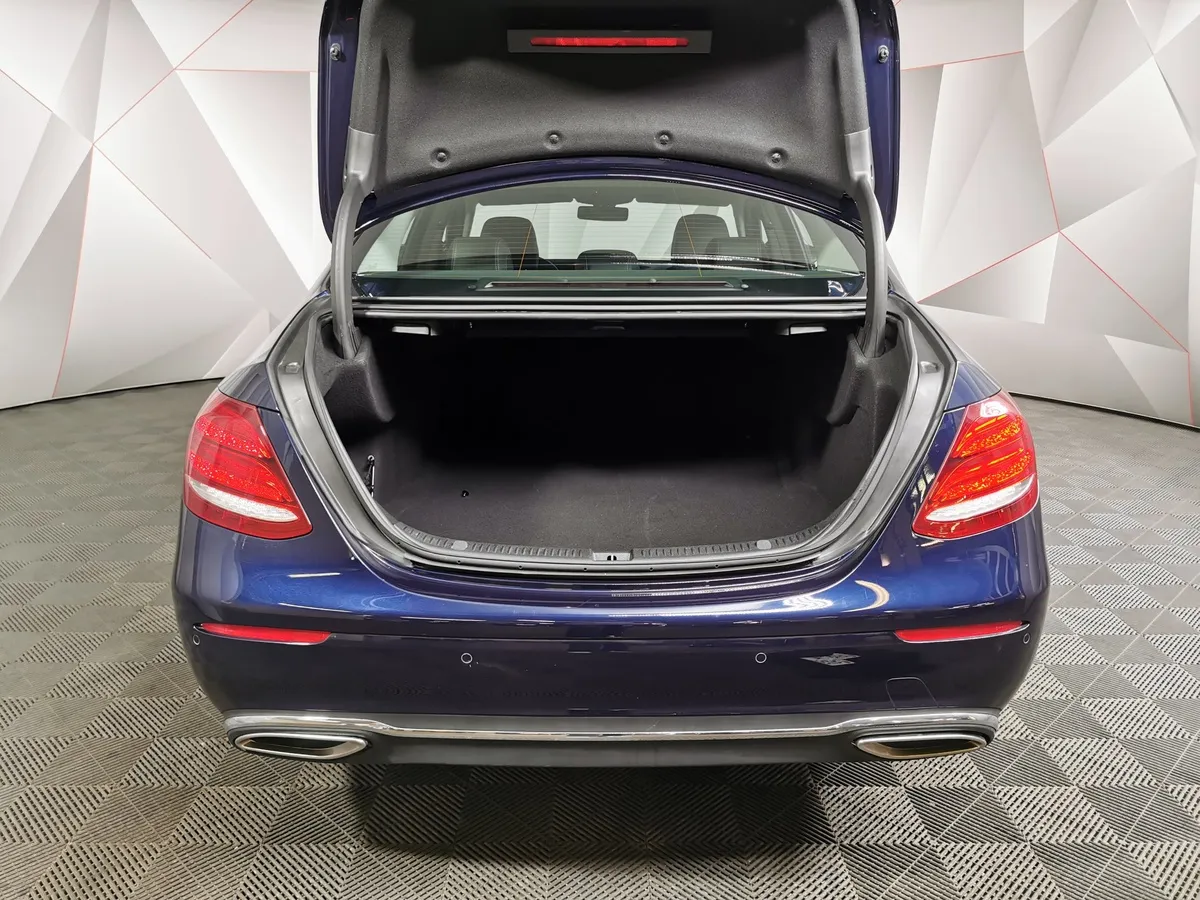 Mercedes-Benz E-Класс E 200 9G-TRONIC (197 л.с.) Синий в АВИЛОН. Слайд №12