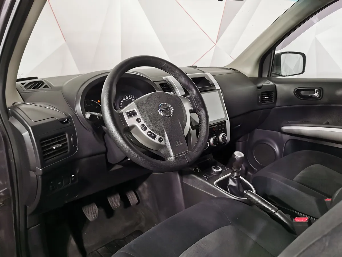 Nissan X-Trail 2.0 MT AWD (141 л.с.) Фиолетовый в АВИЛОН. Слайд №17