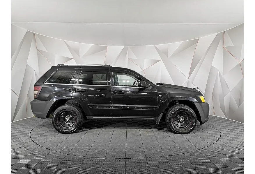 Jeep Grand Cherokee 4.7 AT AWD (305 л.с.) Черный в АВИЛОН. Слайд №6