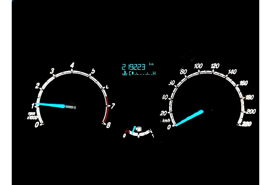 Ford Fiesta 1.6 Ti-VCT MT (85 л.с.) Ambiente Синий в АВИЛОН. Слайд №15