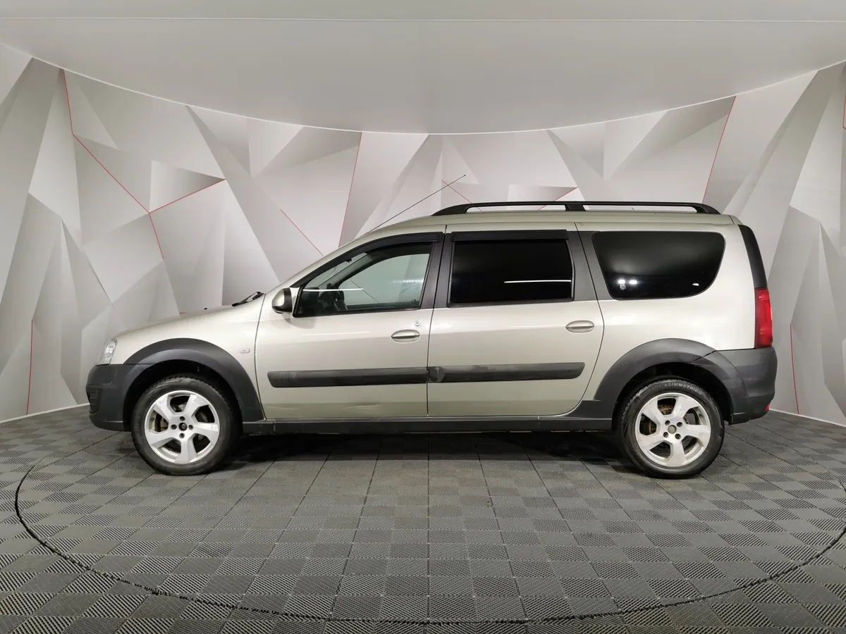 ВАЗ (Lada) Largus 1.6 MT 16 кл (5 мест) (102 л.с.) KS045-52-X00 Luxe Бежевый в АВИЛОН. Слайд №5