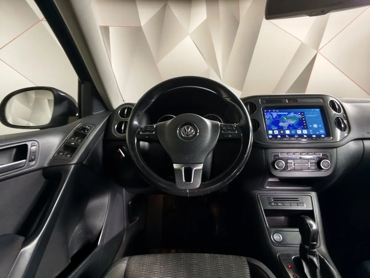 Volkswagen Tiguan 2.0 TSI 4Motion AT (170 л.с.) Track & Field Черный в АВИЛОН. Слайд №19