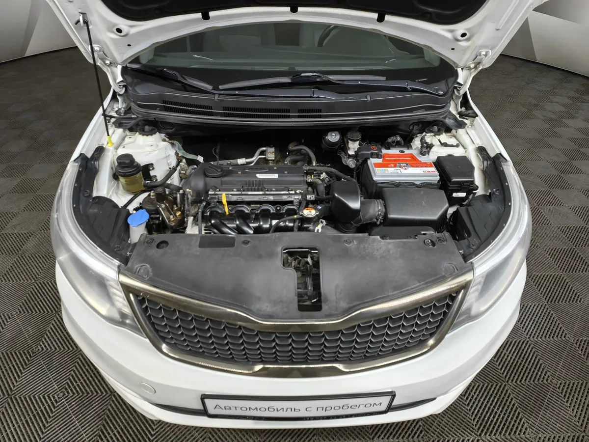 Kia Rio 1.6 AT (123 л.с.) Белый в АВИЛОН. Слайд №10