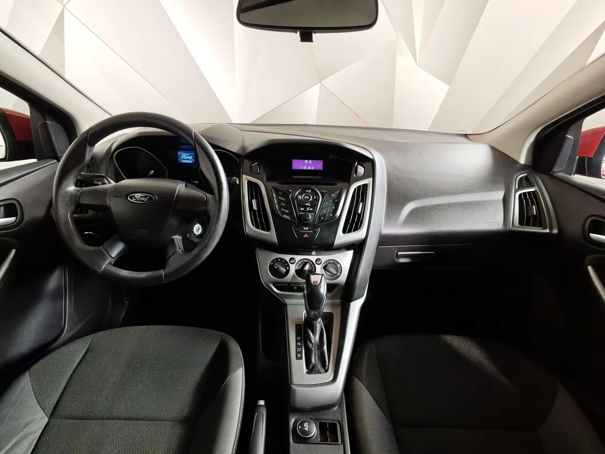 Ford Focus 1.6 PowerShift (105 л.с.) Trend Красный в АВИЛОН. Слайд №14