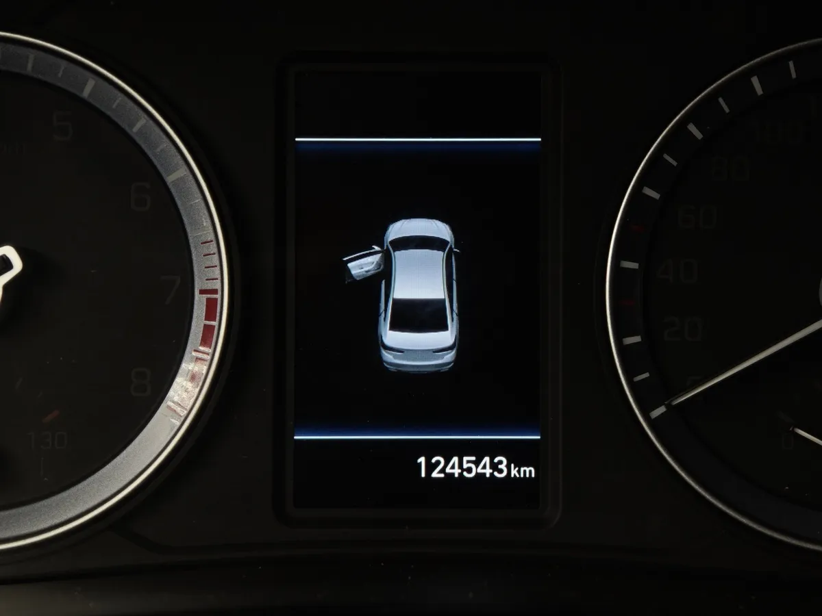 Hyundai Sonata 2.4 GDi AT (188 л.с.) Lifestyle Коричневый в АВИЛОН. Слайд №18