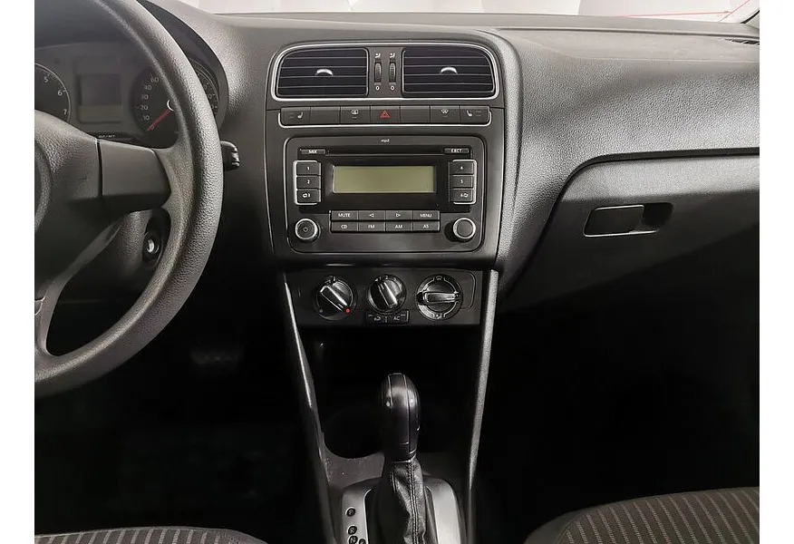 Volkswagen Polo 1.6 Tiptronic (105 л.с.) Comfortline Синий в АВИЛОН. Слайд №15