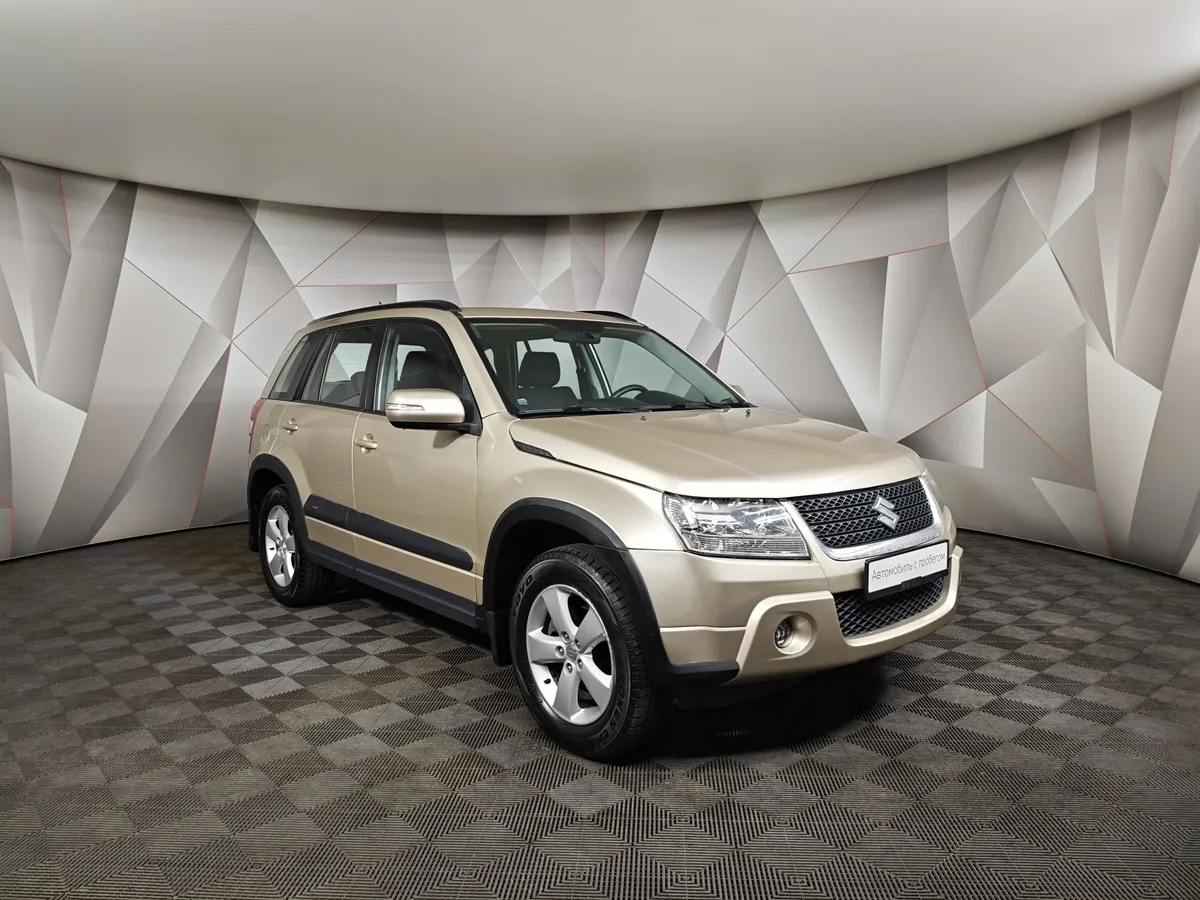 Suzuki Grand Vitara 2.4 AT (169 л.с.) Бежевый в АВИЛОН. Слайд №3