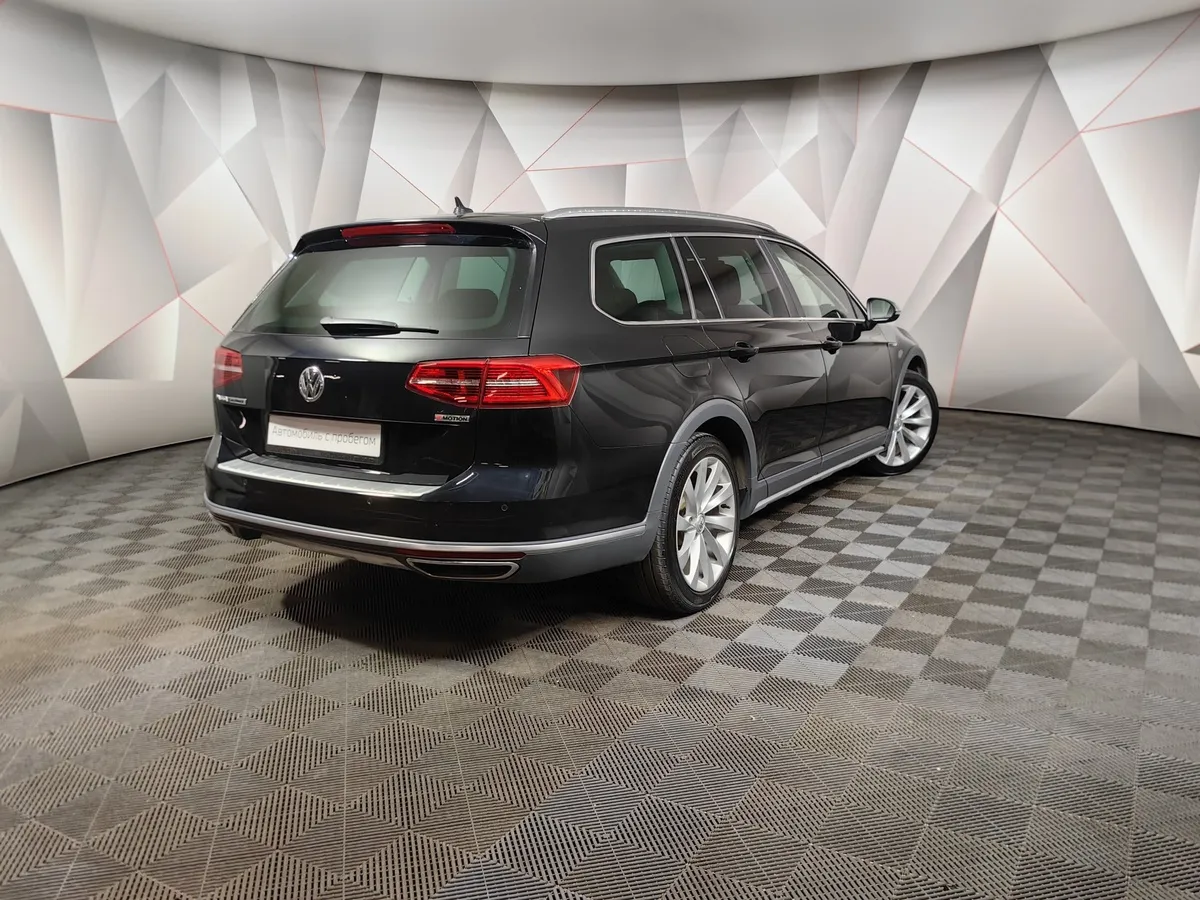 Volkswagen Passat 2.0 TSI BlueMotion DSG 4motion (220 л.с.) Variant Черный в АВИЛОН. Слайд №2