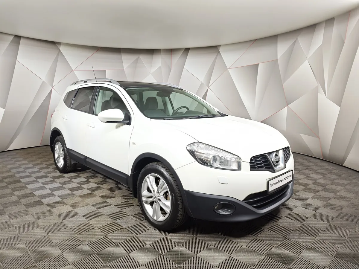 Nissan Qashqai + 2 2.0 CVT AWD (141 л.с.) Белый в АВИЛОН. Слайд №3