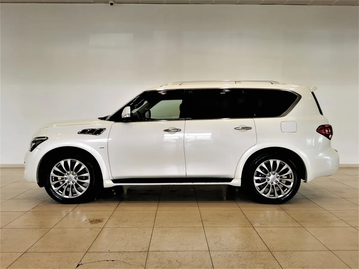 Infiniti QX80 5.6 АТ AWD (405 л.с.) Белый в АВИЛОН. Слайд №5