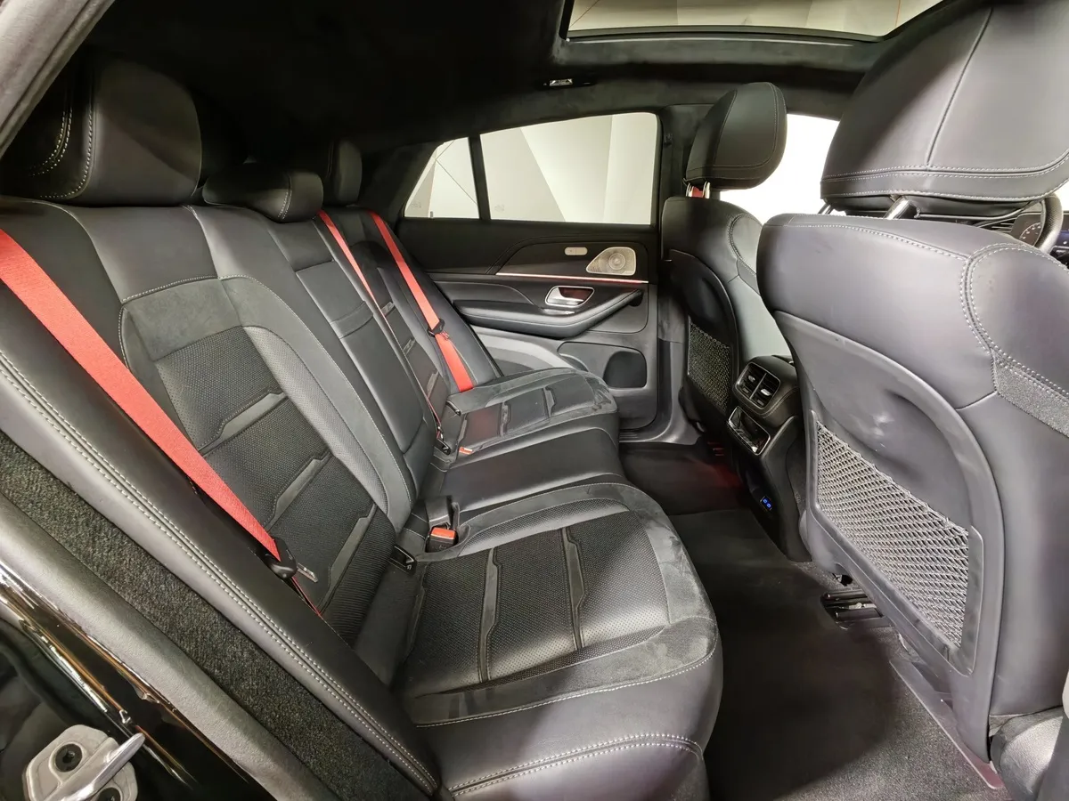 Mercedes-Benz GLE Купе AMG 53 9G-TRONIC 4MATIC+ (435 л.с.) Черный в АВИЛОН. Слайд №16