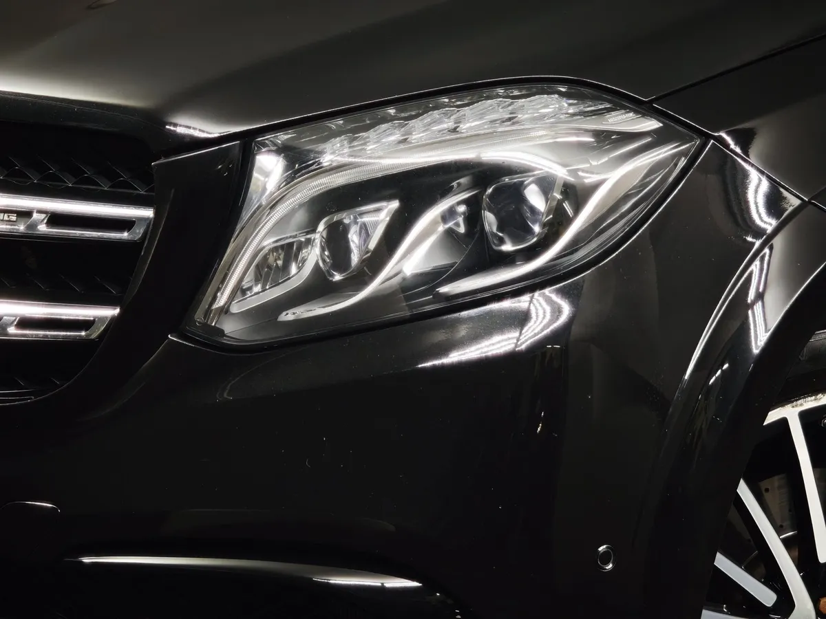 Mercedes-Benz GLS 63 4MATIC 7G-TRONIC PLUS (585 л.с.) Черный в АВИЛОН. Слайд №10