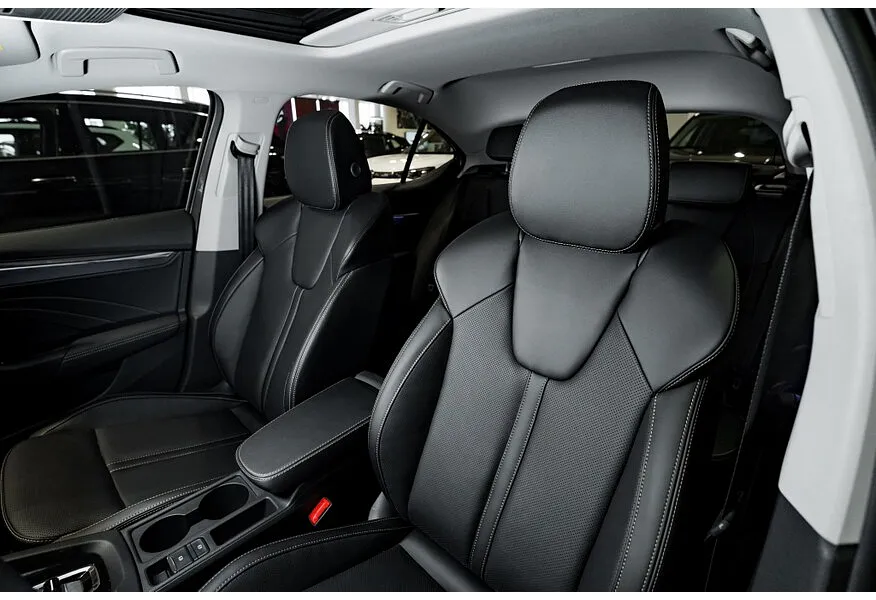 Skoda Octavia 1.4 AT FWD (150 л.с.) PRO Luxury Edition Серый в АВИЛОН. Слайд №4