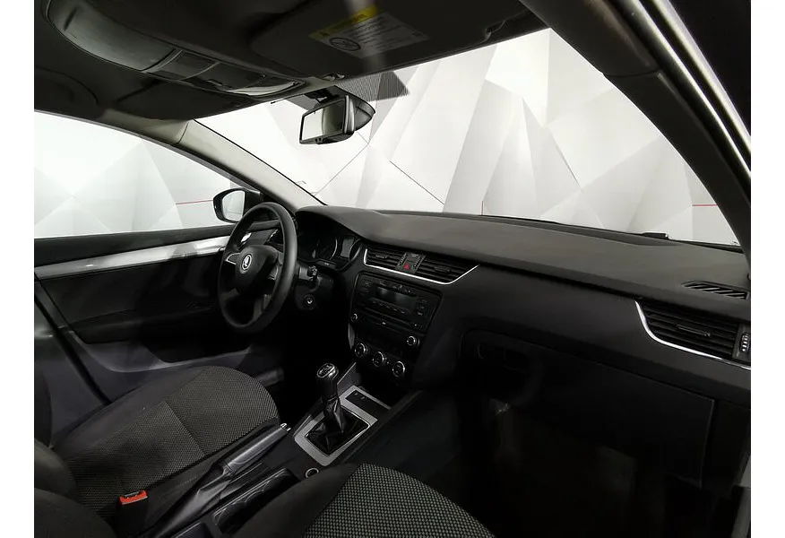 Skoda Octavia 1.4 TSI MT (140 л.с.) Коричневый в АВИЛОН. Слайд №12